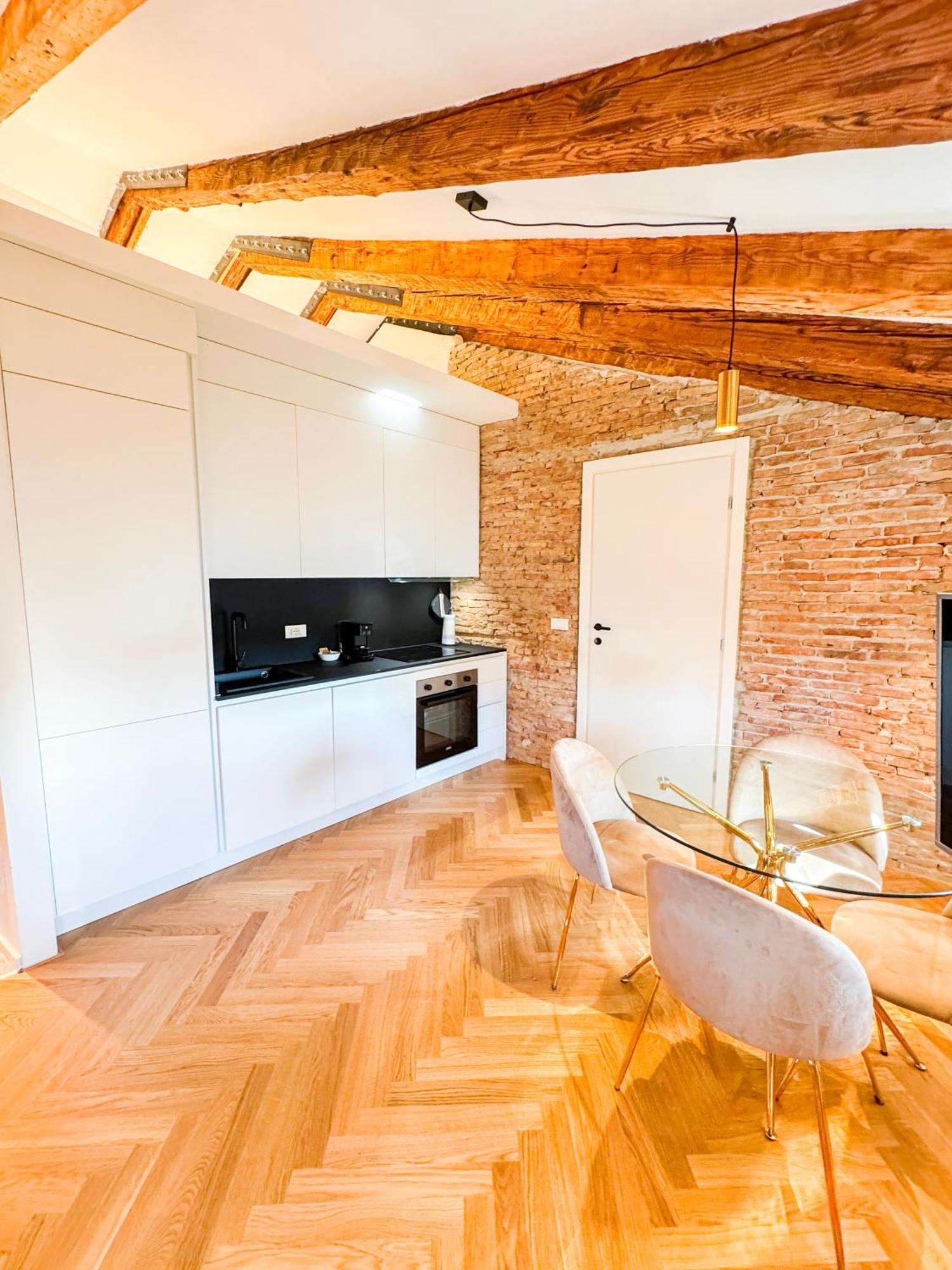 Trieste Boulevard Apartments Ngoại thất bức ảnh